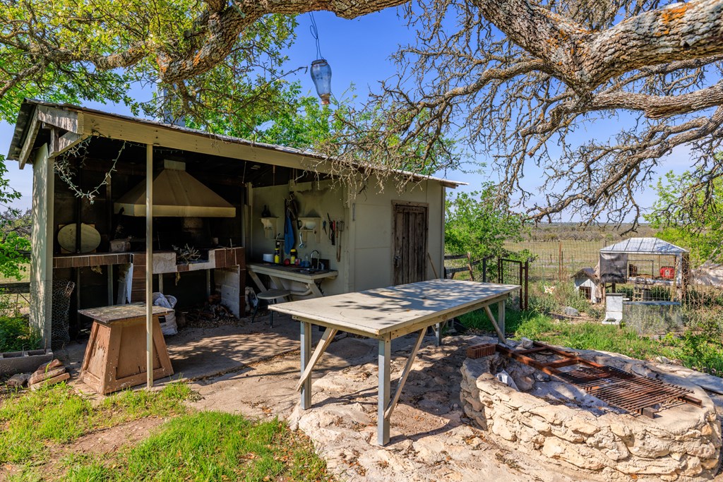 main property photo 23
