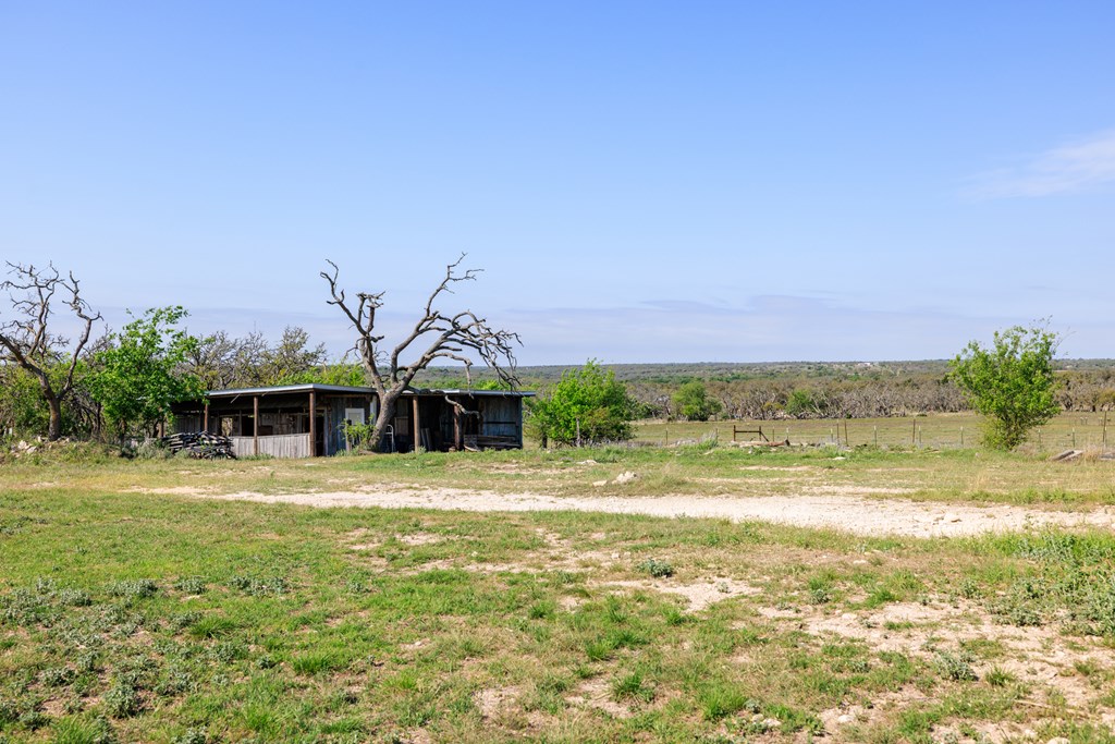 main property photo 29