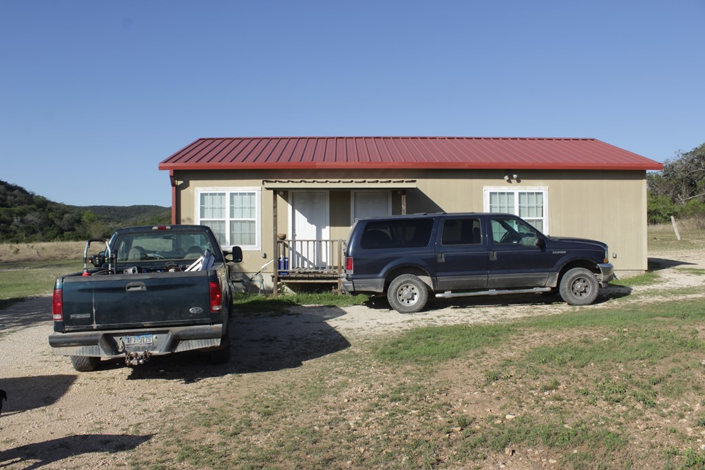 main property photo 17