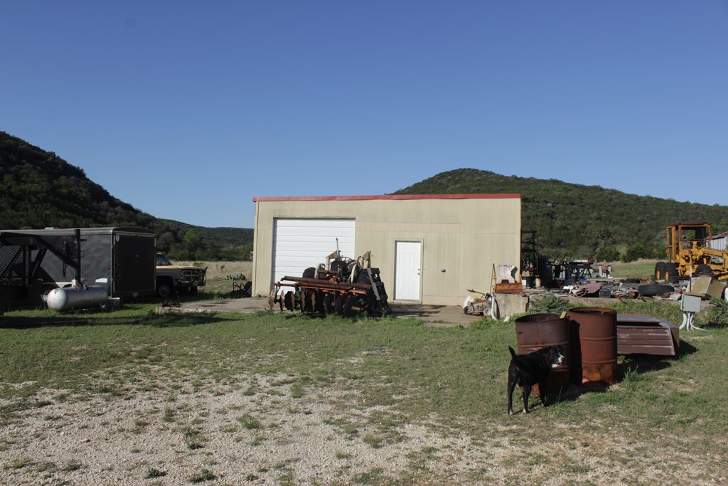 main property photo 18