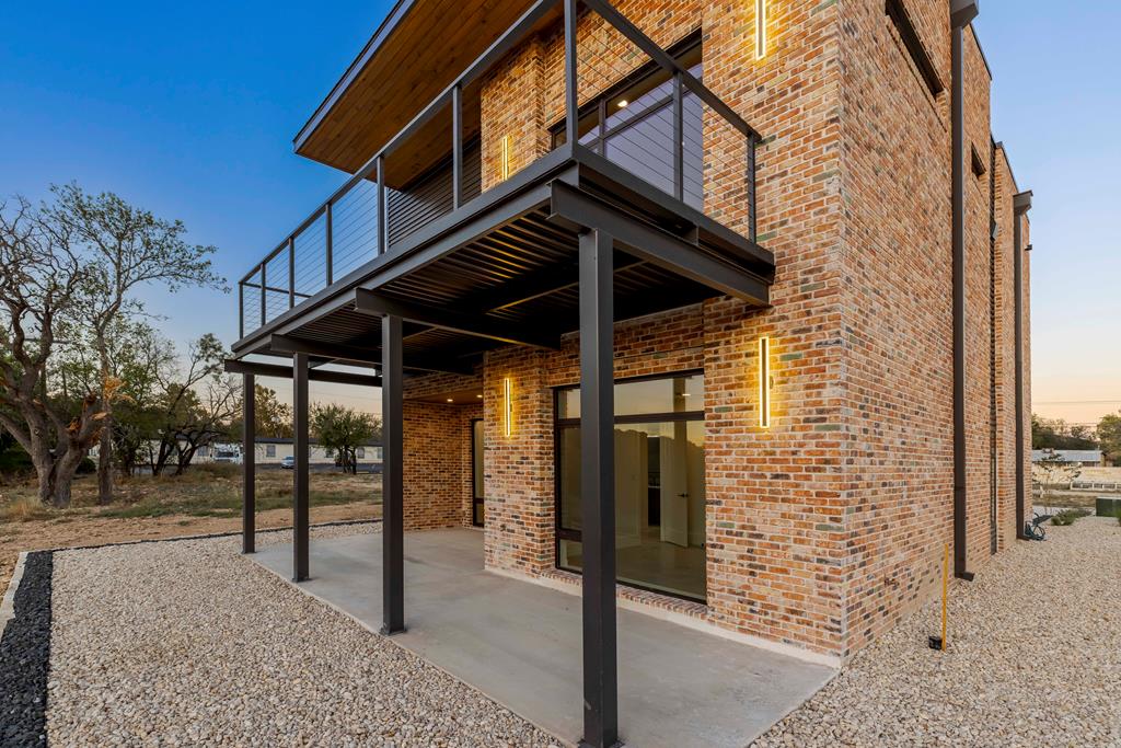 main property photo 48
