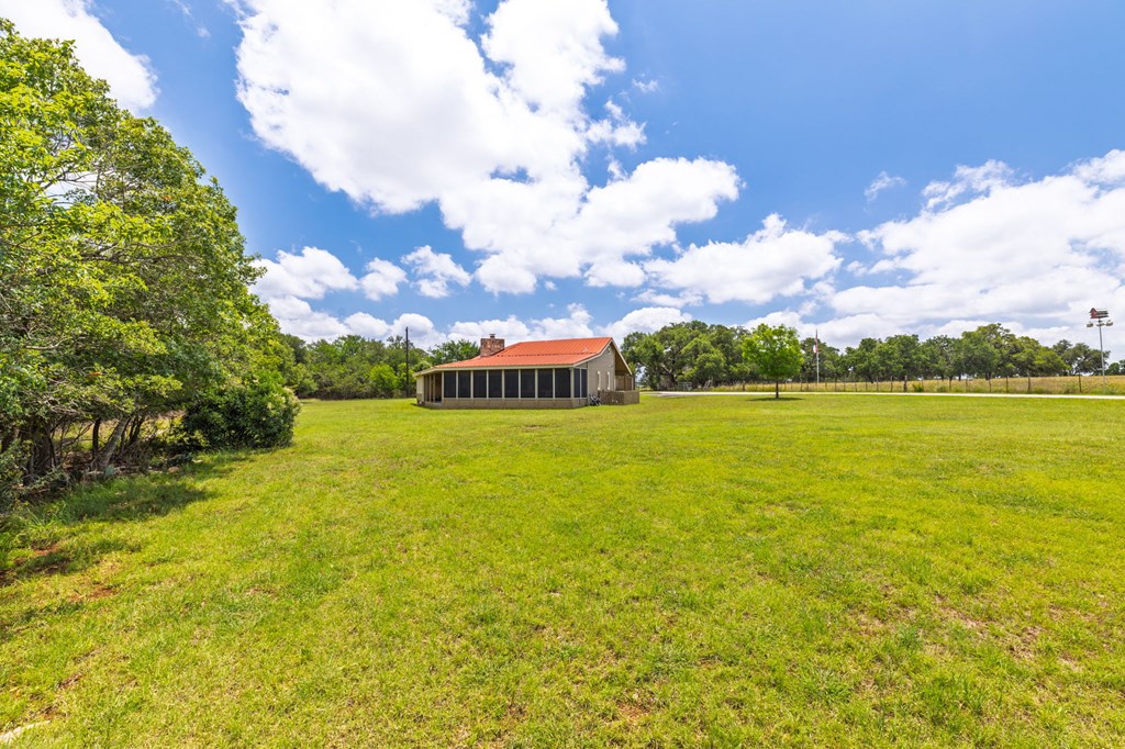 main property photo 50