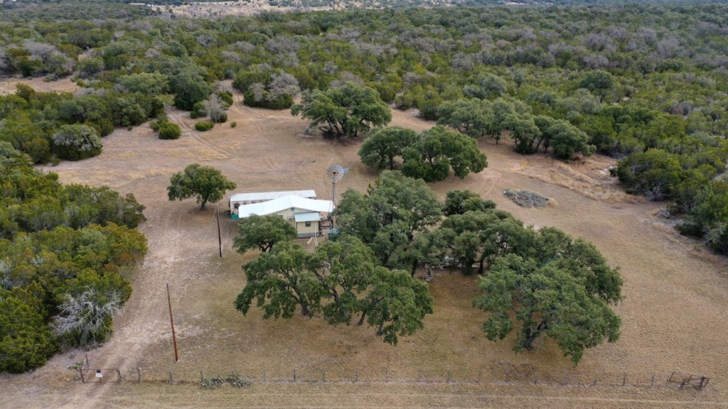 main property photo 40