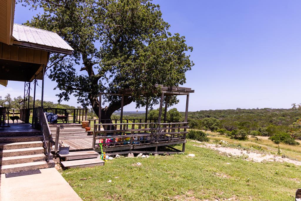 main property photo 10