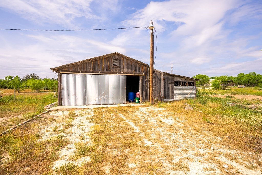 main property photo 47