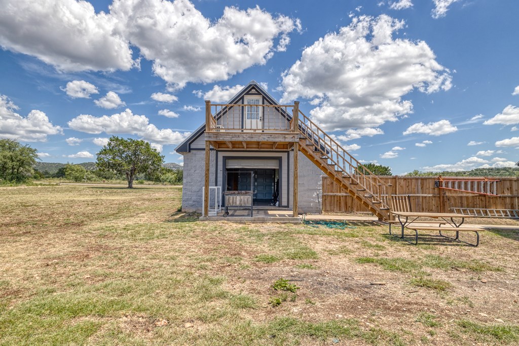 main property photo 12