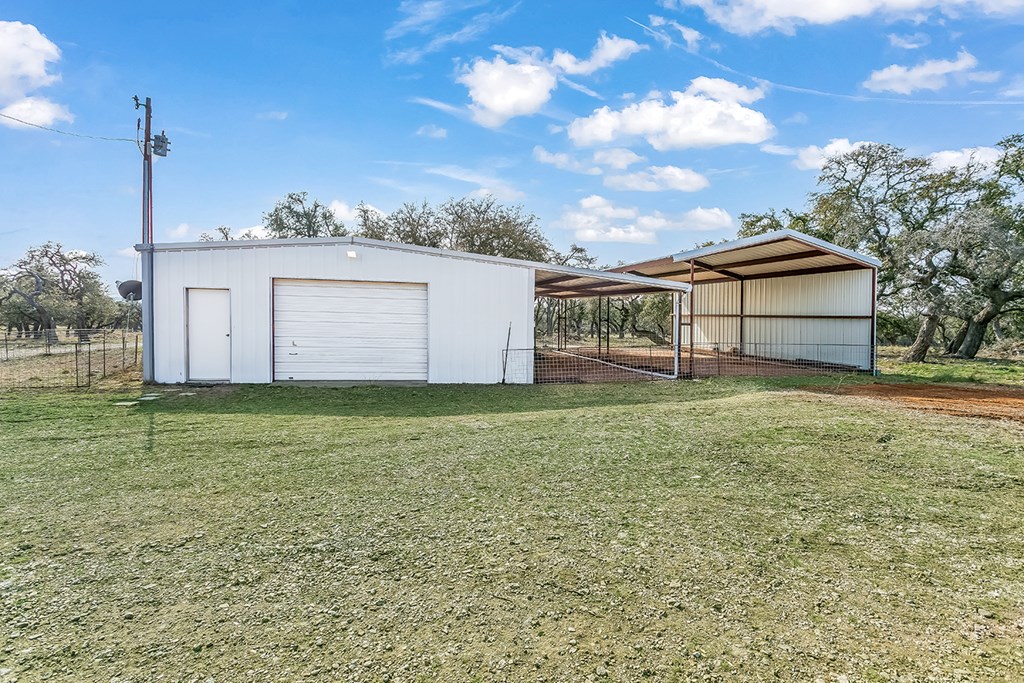 main property photo 12