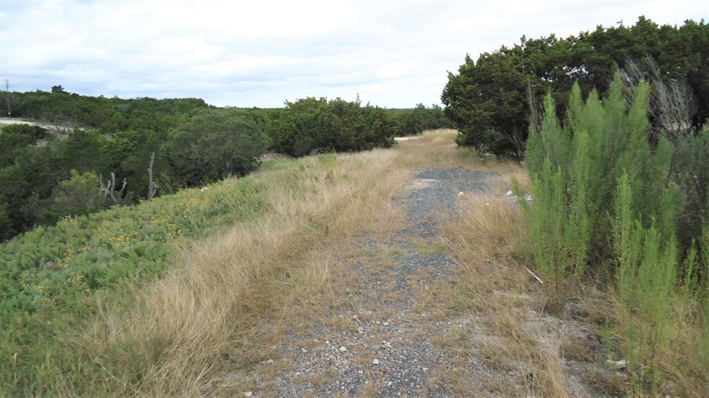 main property photo 19