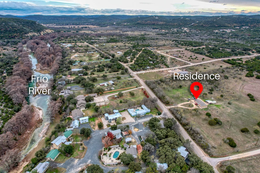 main property photo 13