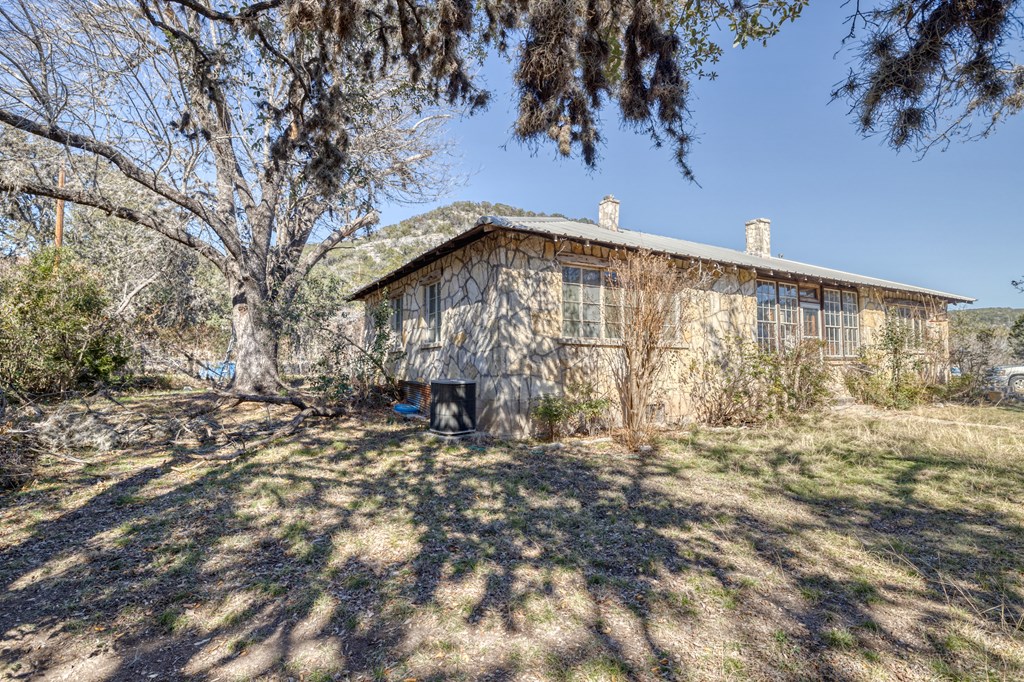 main property photo 39
