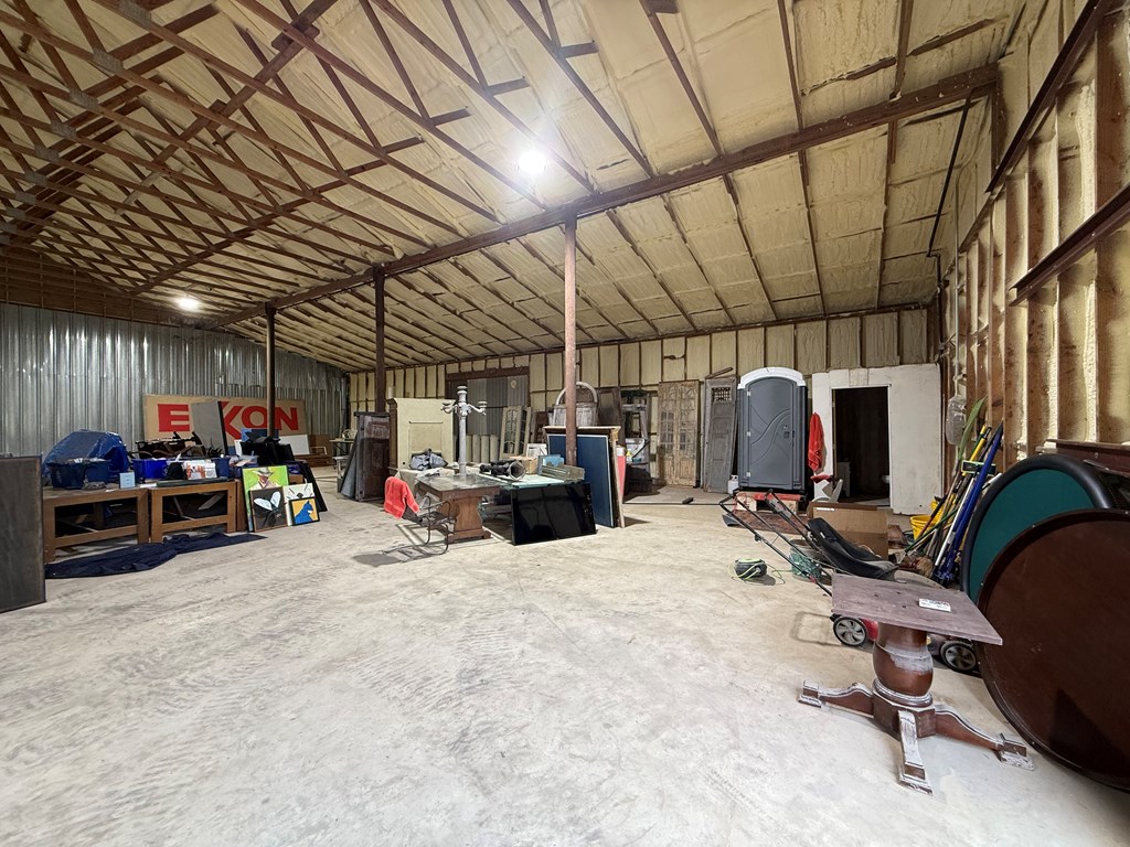 main property photo 21