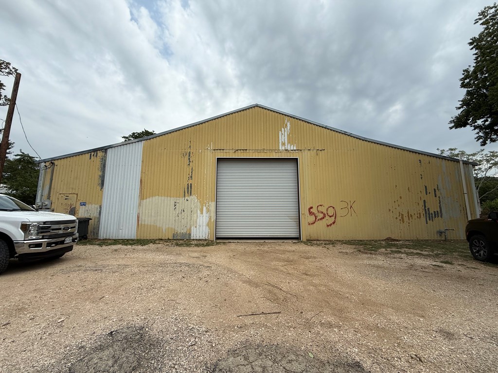 main property photo 6