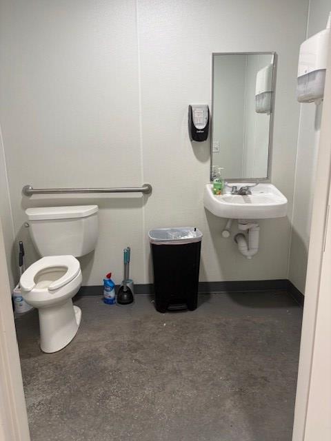 main property photo 6