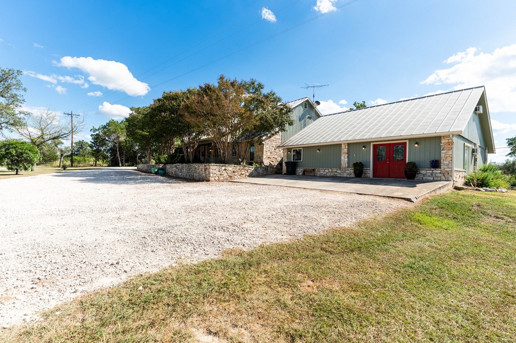 main property photo 12