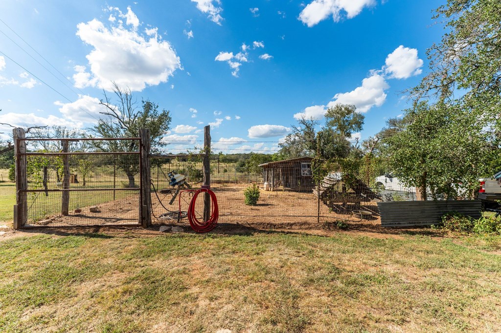 main property photo 22