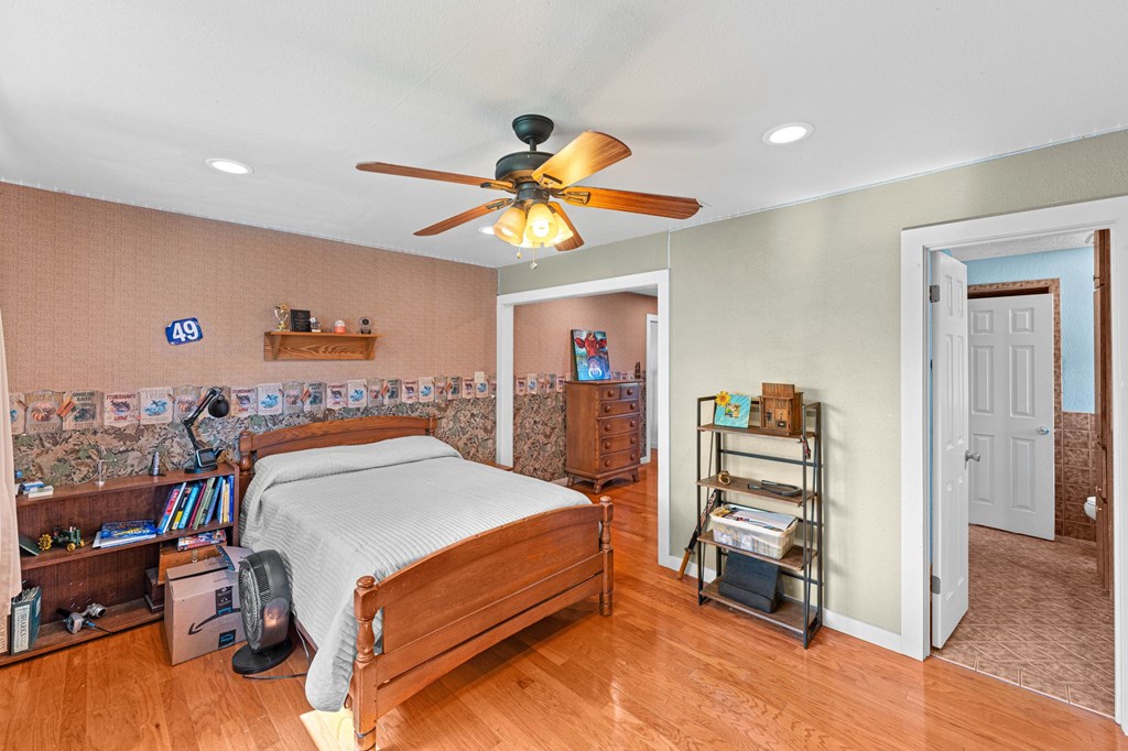 main property photo 68
