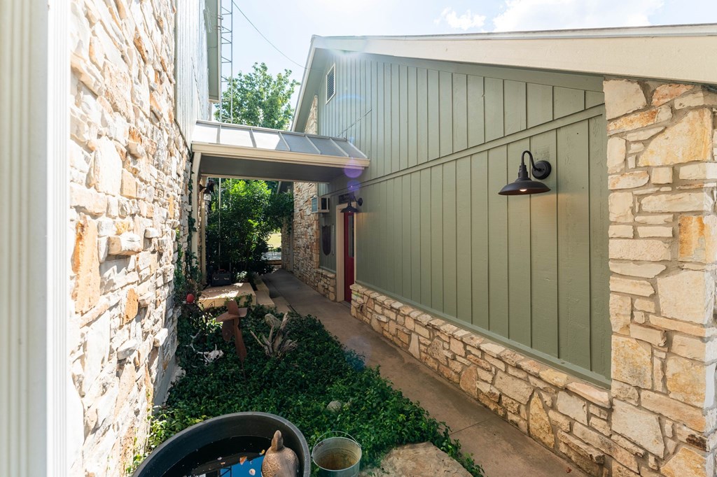 main property photo 72