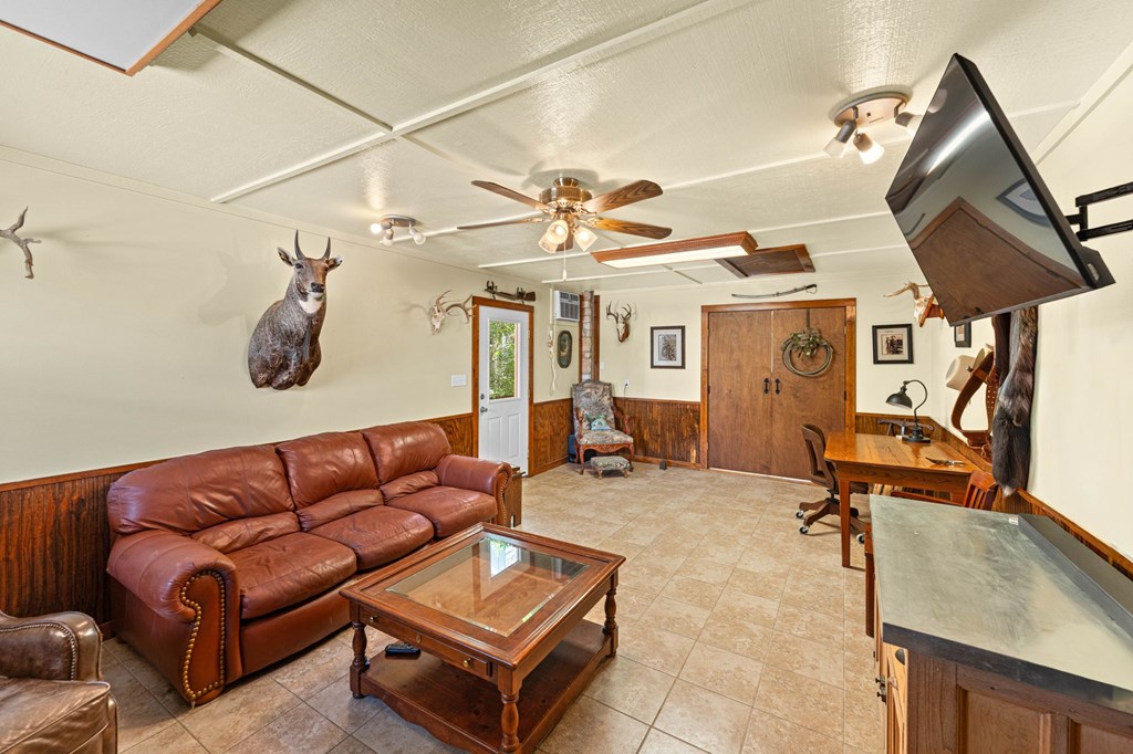 main property photo 75