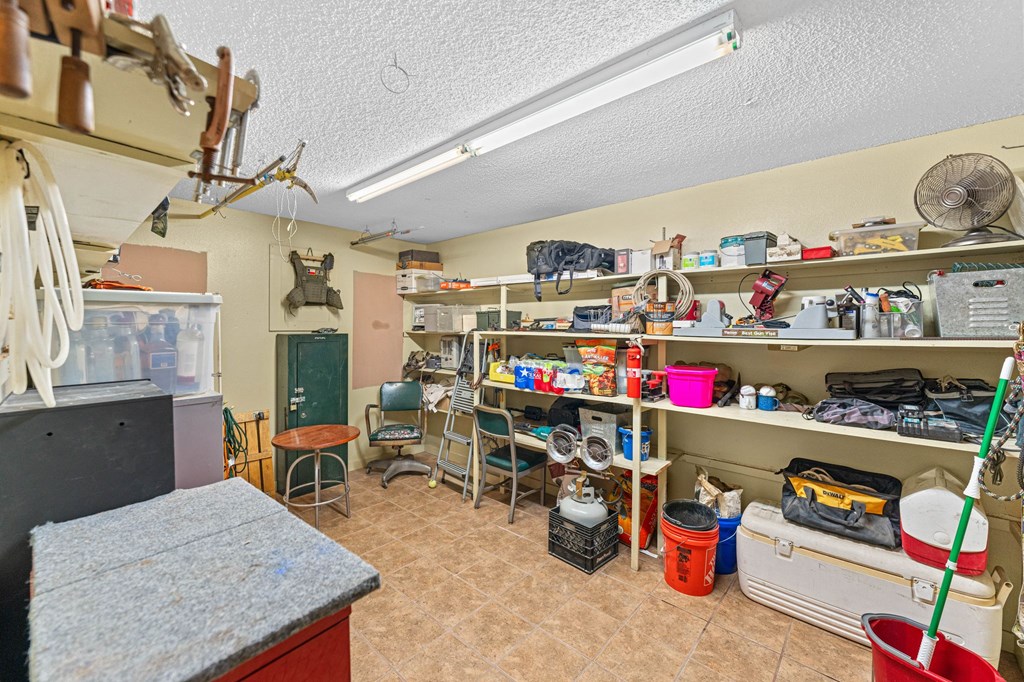 main property photo 80