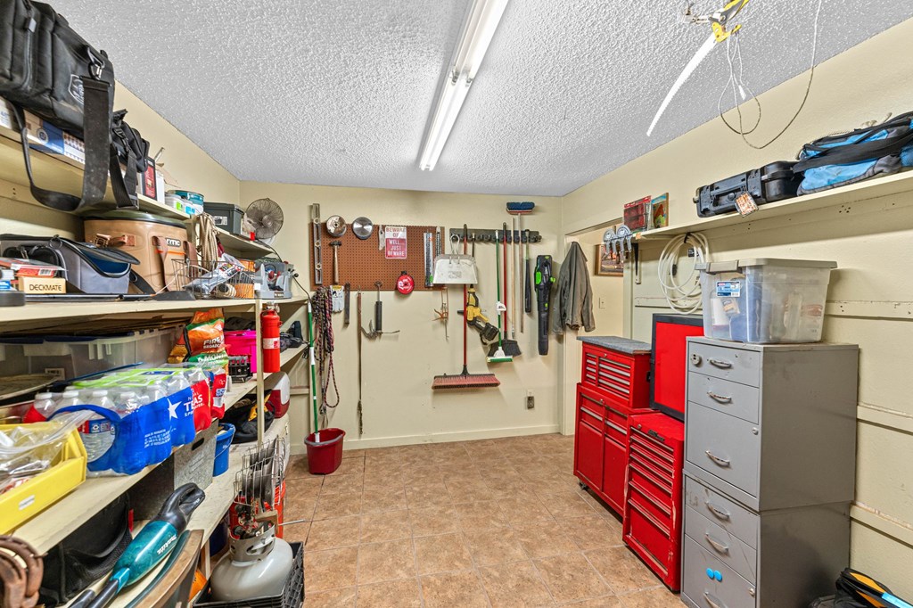 main property photo 81