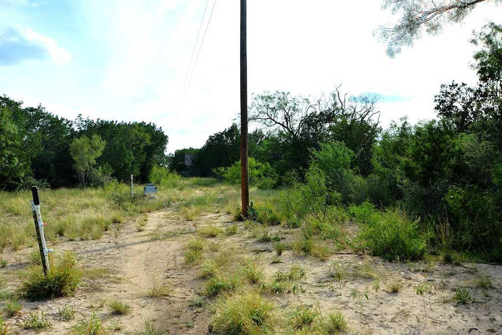 main property photo 25