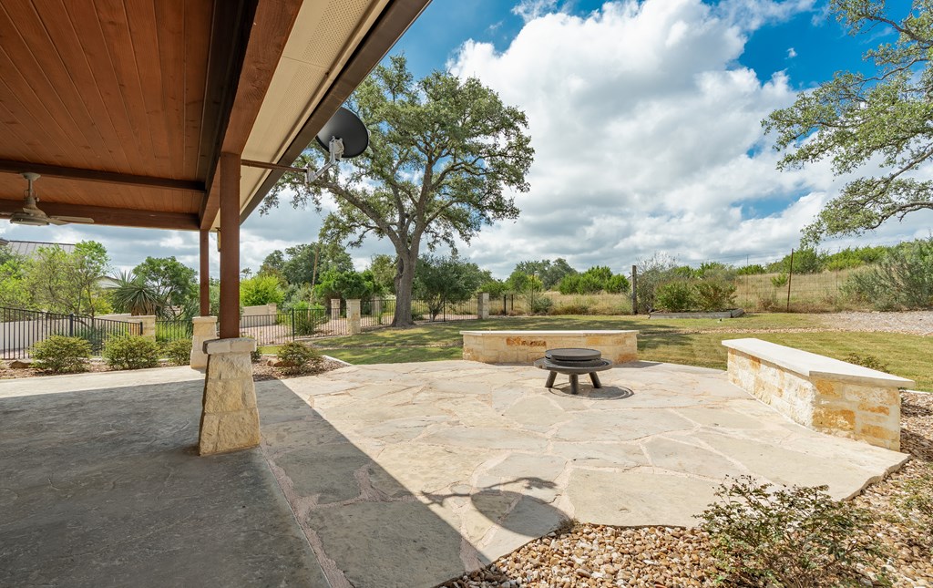 main property photo 38
