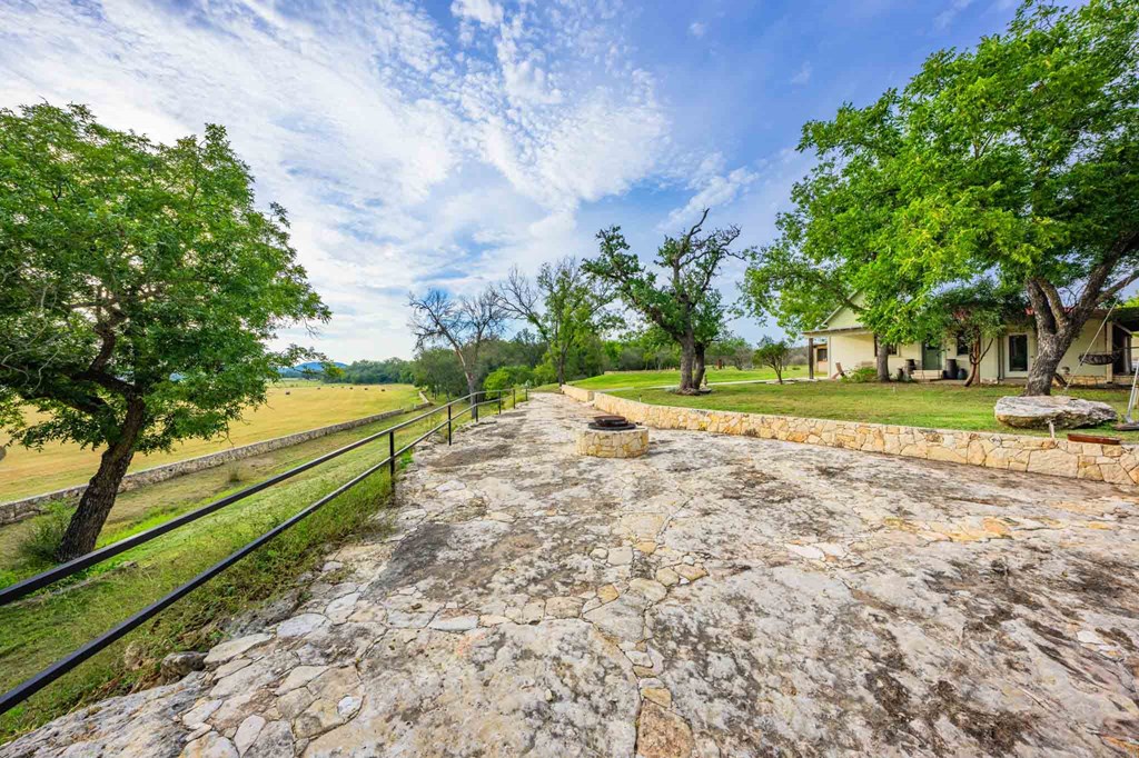 main property photo 27