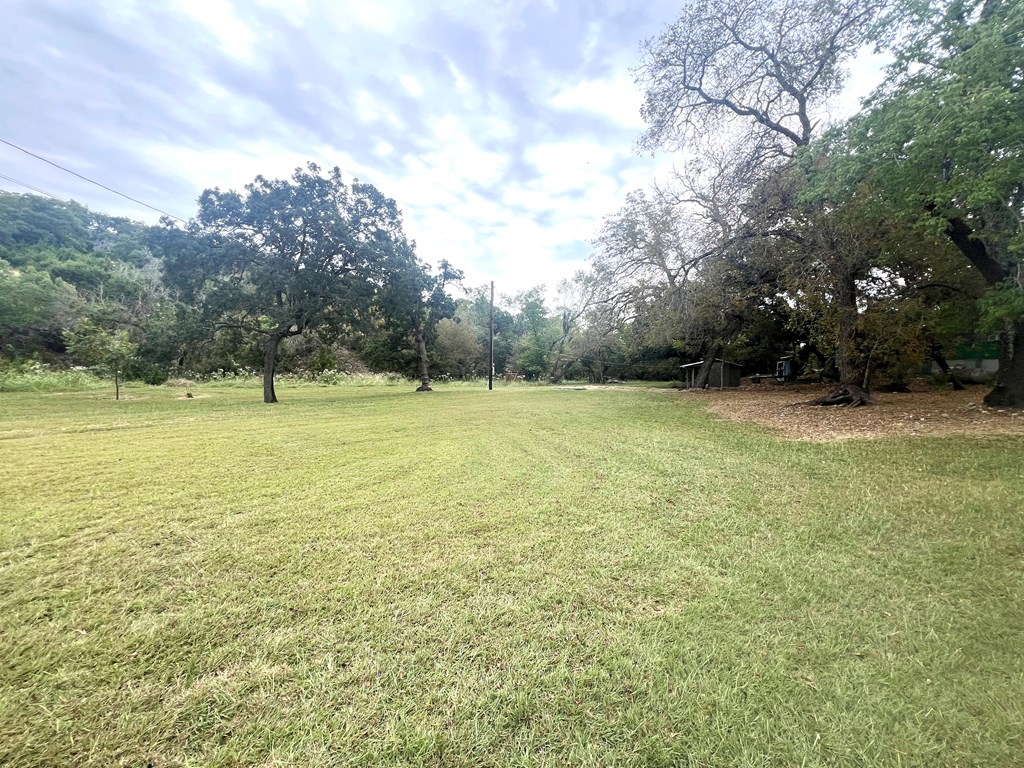 main property photo 25