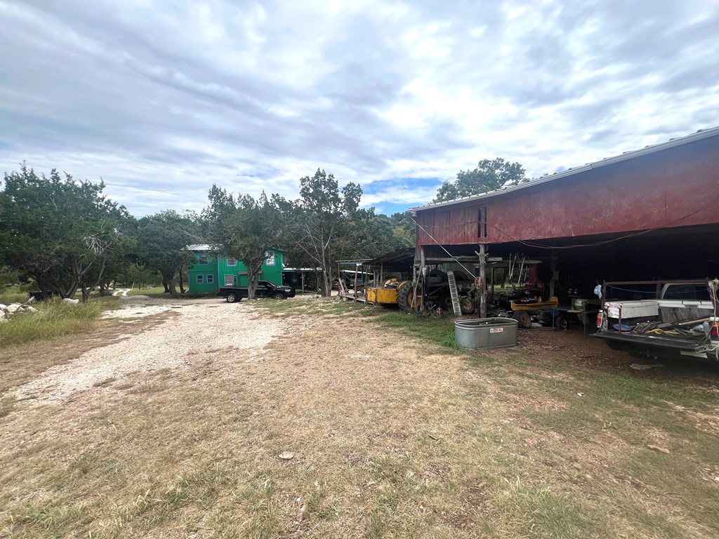 main property photo 27