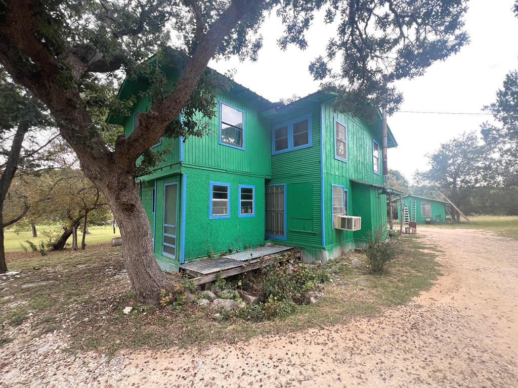 main property photo 31