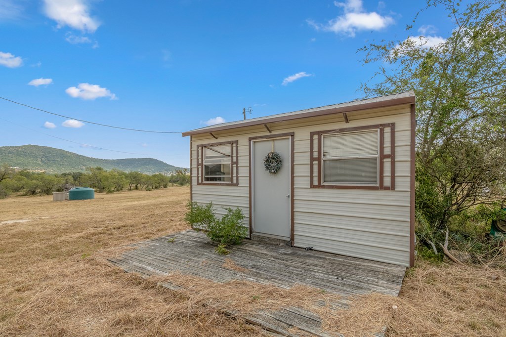 main property photo 13