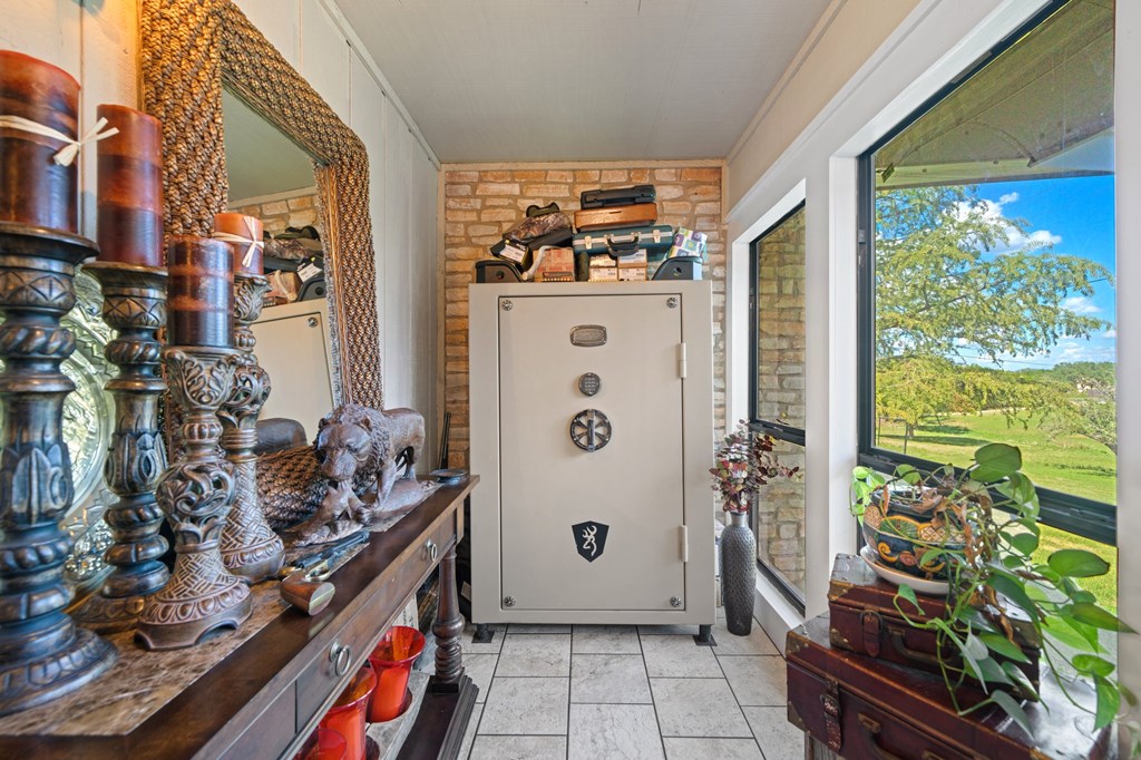main property photo 77