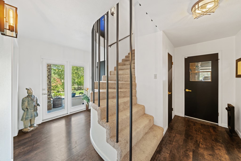 main property photo 89