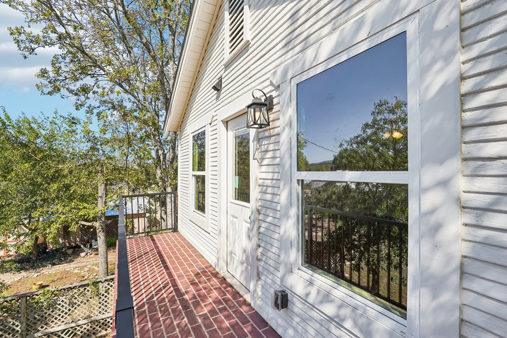 main property photo 47