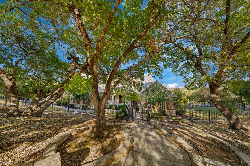 main property photo 44