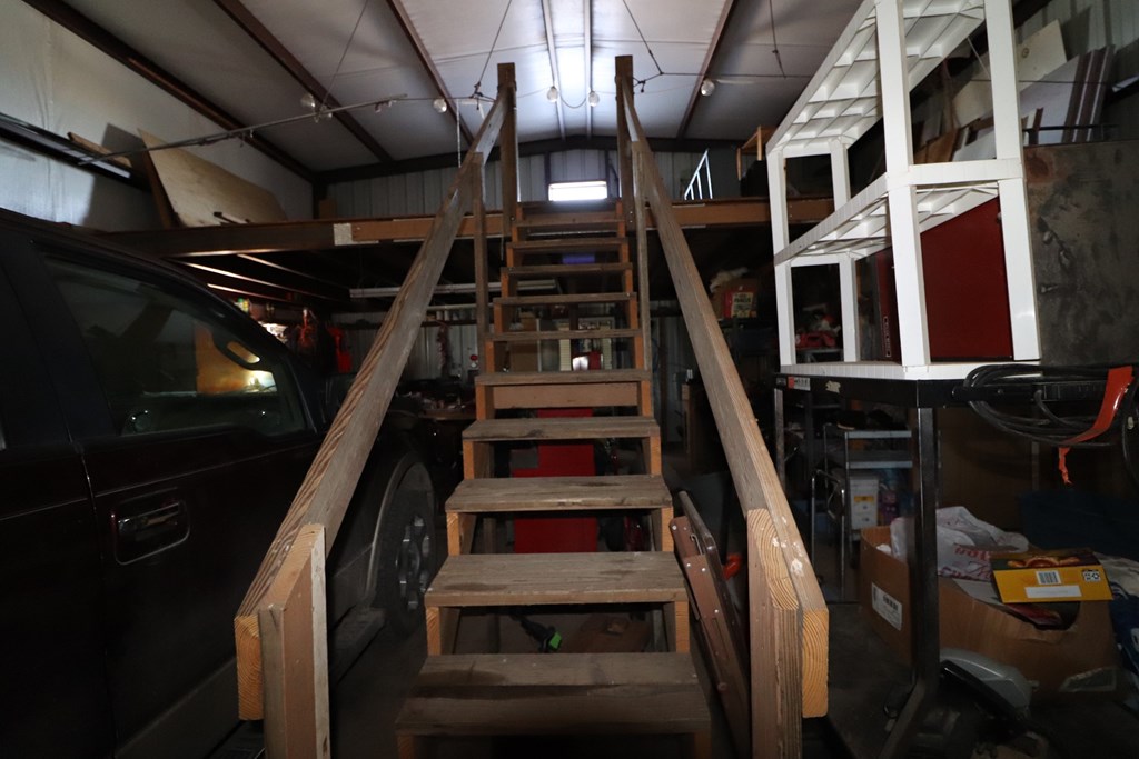 main property photo 38