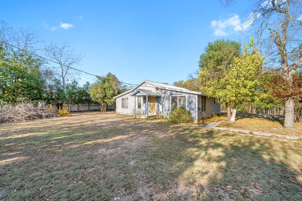 main property photo 28