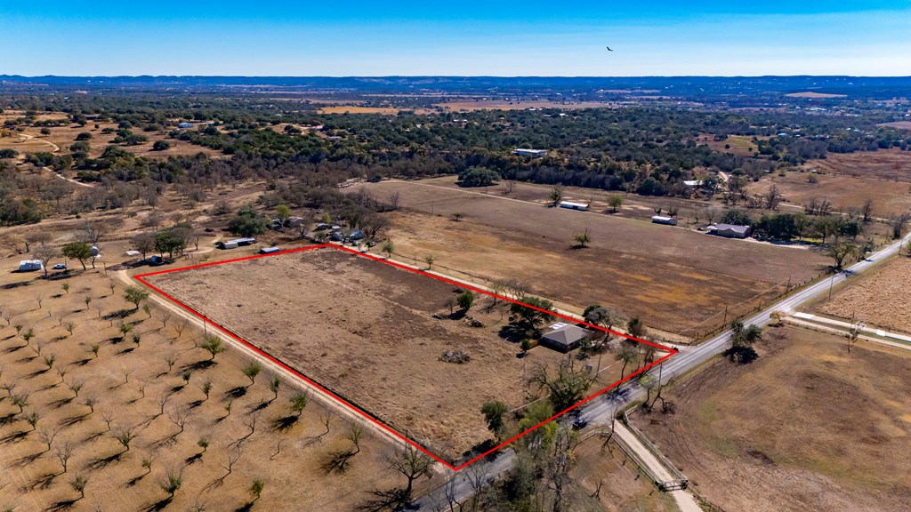 main property photo 16