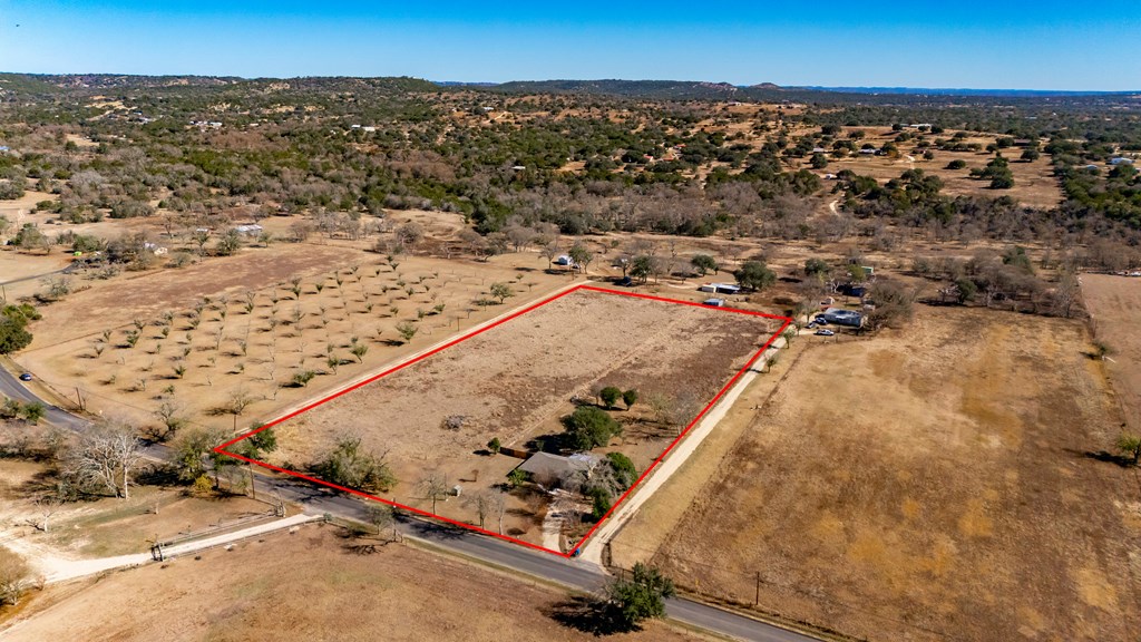 main property photo 18