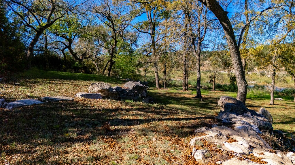 main property photo 13
