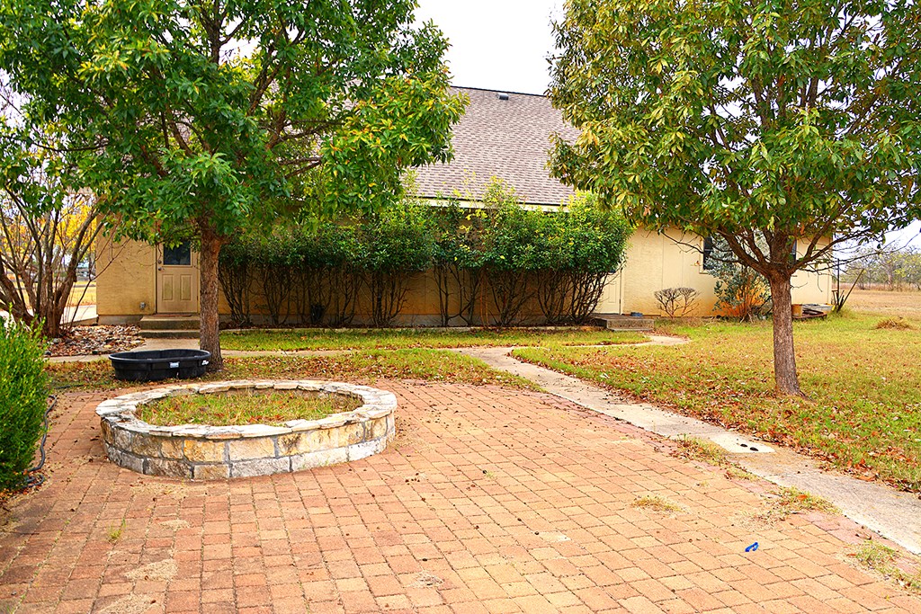 main property photo 30
