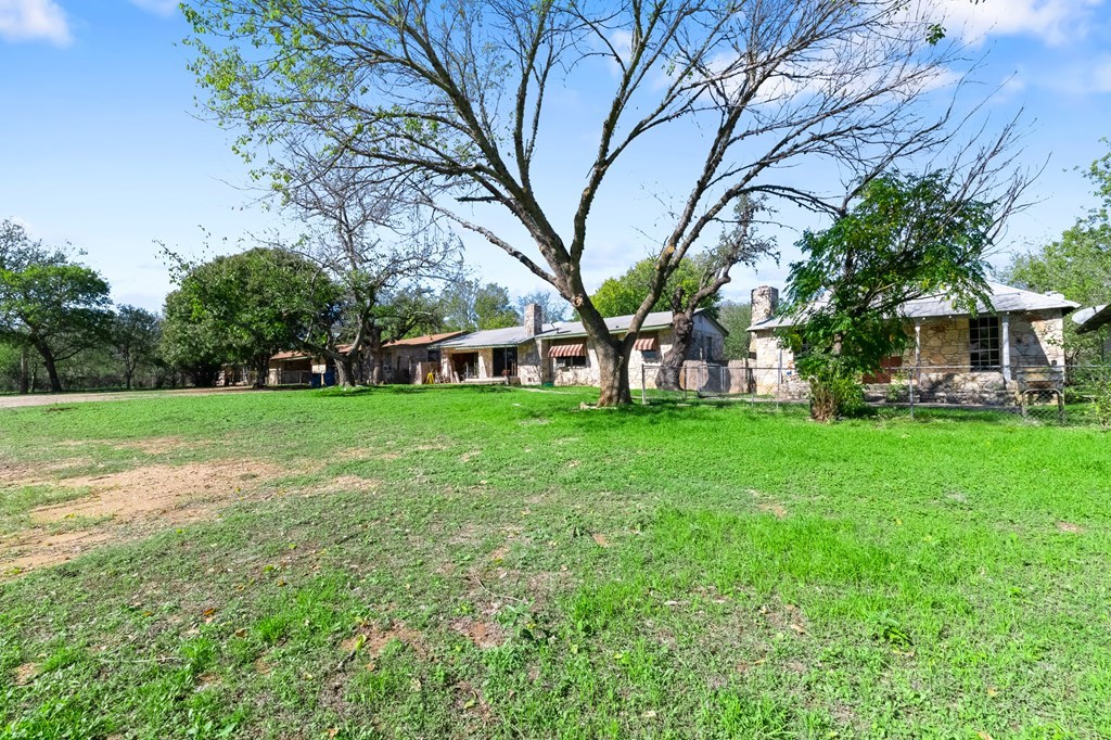 main property photo 9