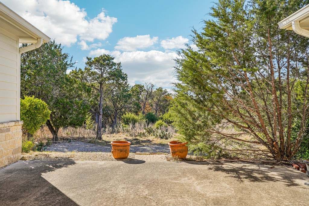 main property photo 50