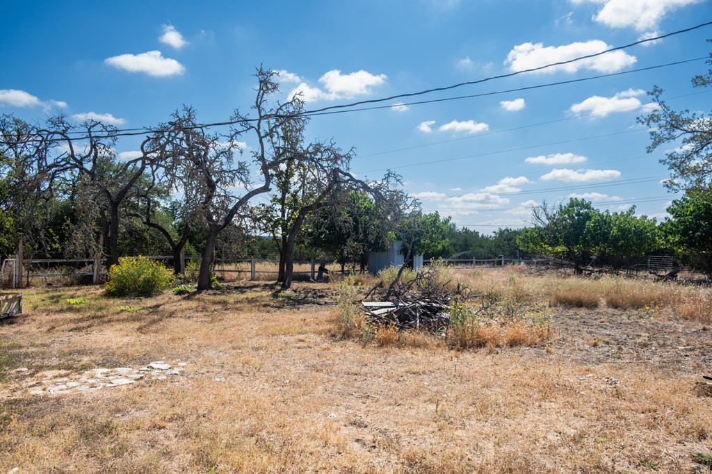 main property photo 34