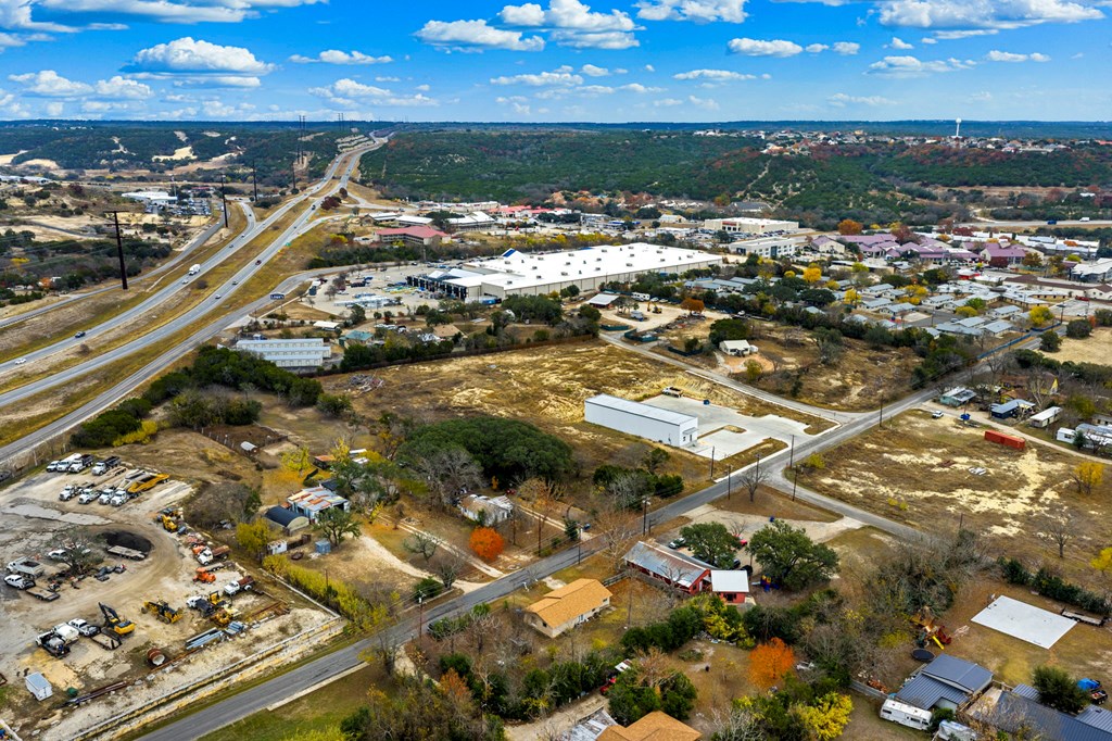 main property photo 23