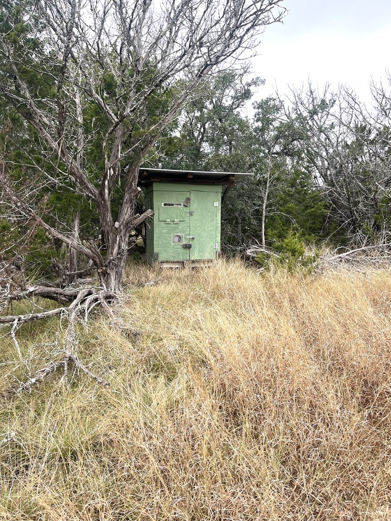 main property photo 36