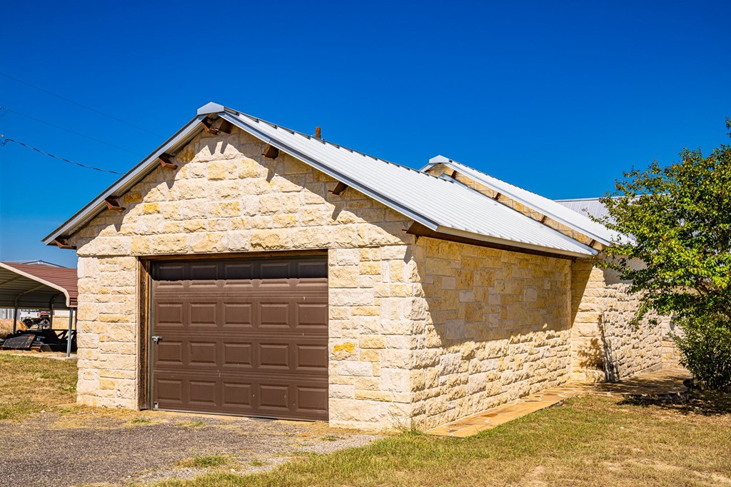 main property photo 59