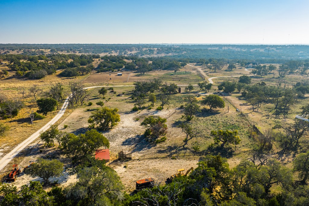 main property photo 10