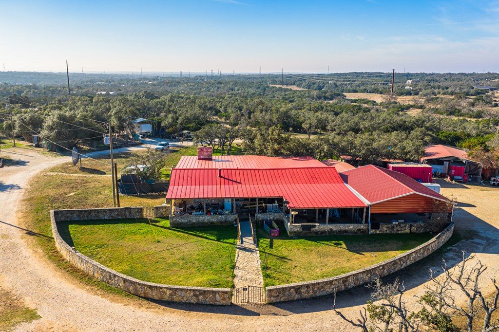 main property photo 5