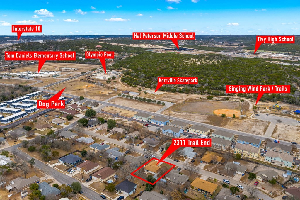 main property photo 28